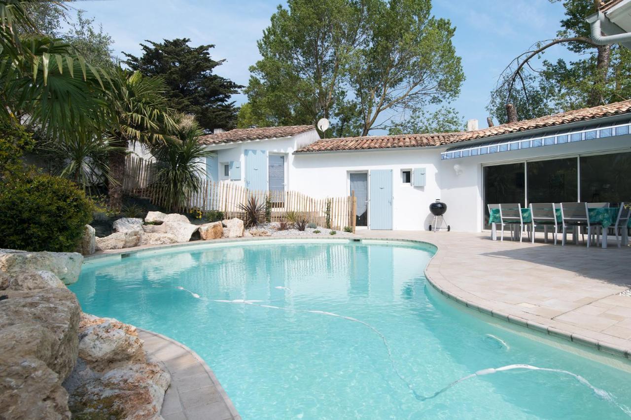 Tres Belle Villa Avec Piscine Le Bois-Plage-en-Re Exterior photo